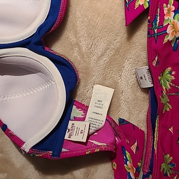 5/$25 Hollister bikini set - Picture 6 of 8